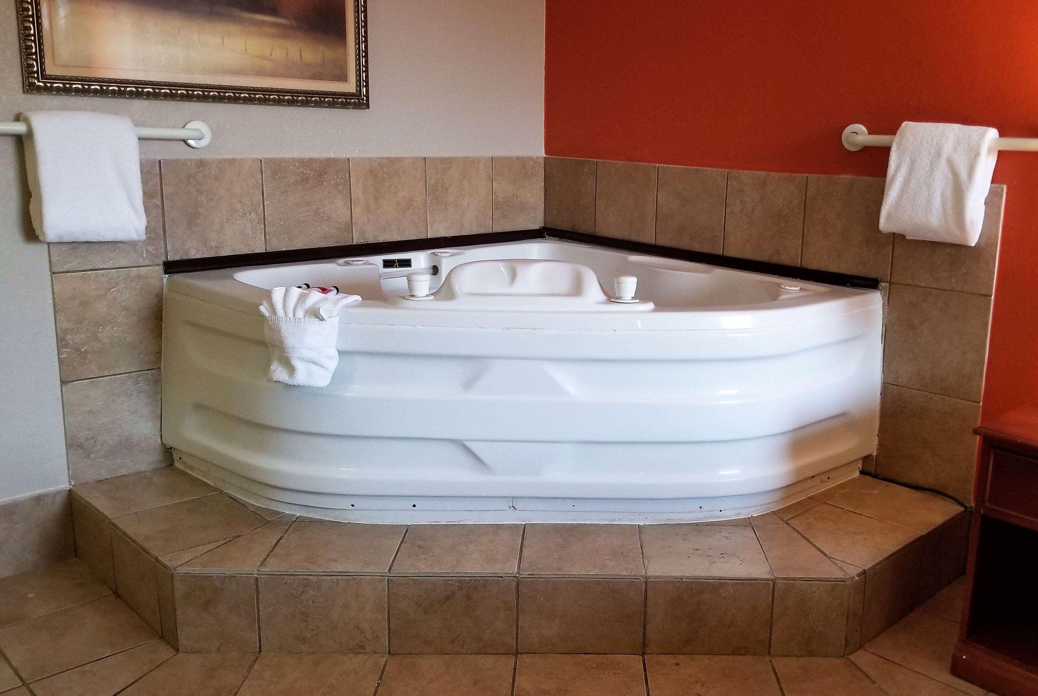 Baymont By Wyndham South Hotel