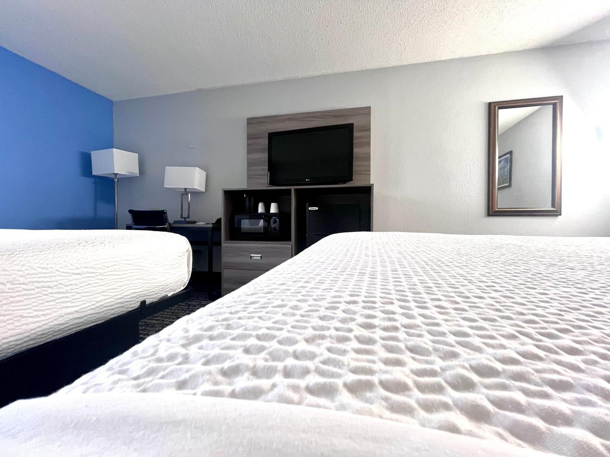 Baymont By Wyndham South Hotel 2*
