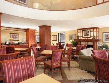 Hotel Baymont By Wyndham South Indianapolis