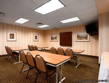 Hotel Baymont By Wyndham South